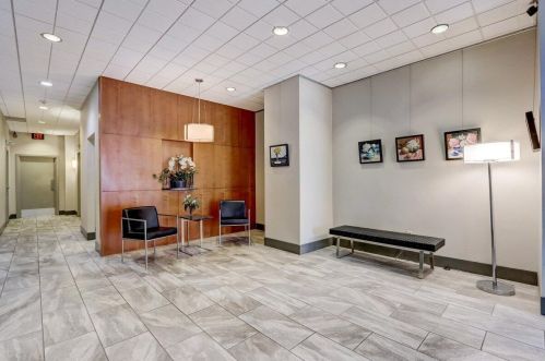 1707 Prospect Ave, Milwaukee WI 53202-1967 exterior