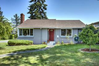 10358 13 Ave, Seattle WA  98146-3726 exterior