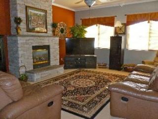 1811 Woodsman Pl, Chandler, AZ 85286-1097