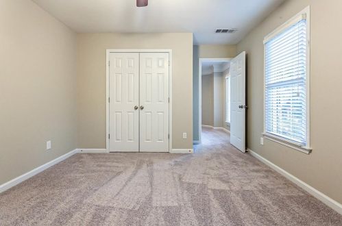 755 Glenridge Close Dr, Atlanta GA  30328-3476 exterior