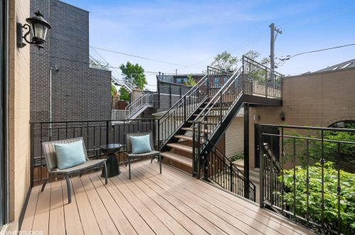 2514 Marshfield Ave, Chicago IL 60614-1907 exterior