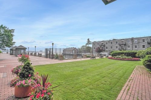 357 Commercial St, Boston MA exterior