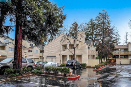 4528 Melody Dr, Concord, CA 94521-3300