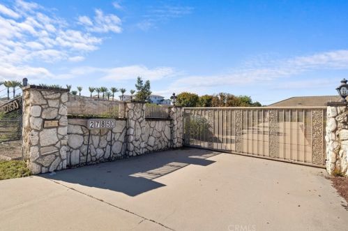 27850 Sycamore Mesa Rd, Temecula, CA 92590-3348