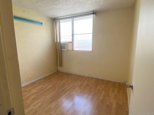 1441 Kaumualii St, Honolulu HI  96817-4862 exterior