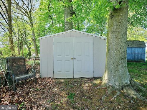 240 Gerald Dr, Chester PA 19014-1717 exterior