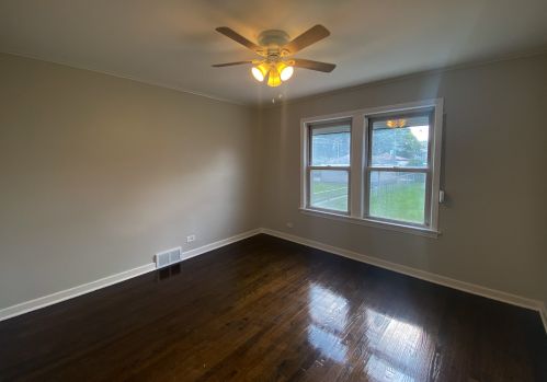 8154 Calumet Ave, Chicago IL  60619-4822 exterior