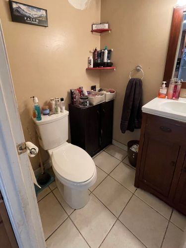 80 Modena Dr, Concord NH 03303-1553 exterior