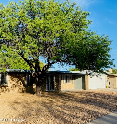 7580 Rasmussen Ave, Tucson, AZ 85741-1721