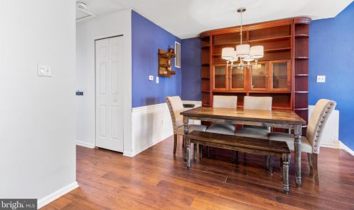 9931 Crestmont Ave, Philadelphia PA 19114-1951 exterior