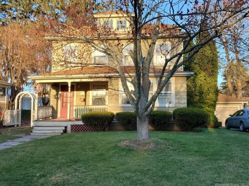 29 Wellington St, New Britain, CT 06053-3239