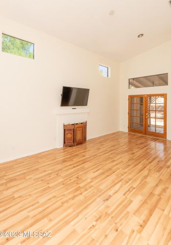 6125 Reliance Dr, Tucson AZ  85704-5326 exterior