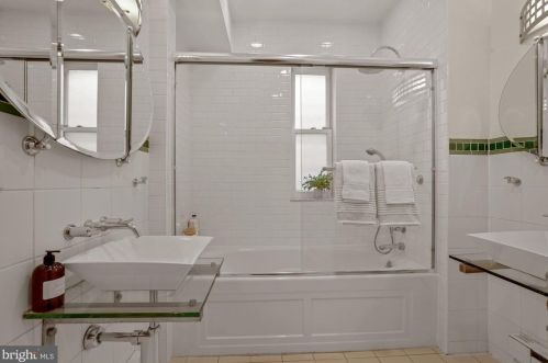 1422 Monroe St, Washington DC 20017-2916 exterior