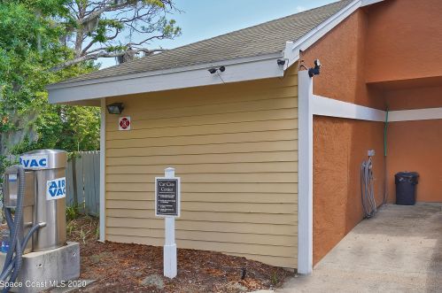 225 Tropical Trl, Merritt Island FL 32952-4836 exterior