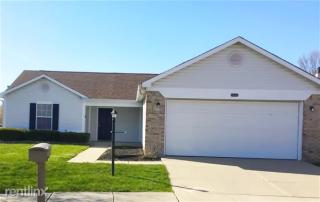 6446 Blakeview Dr, Indianapolis IN  46235-8149 exterior