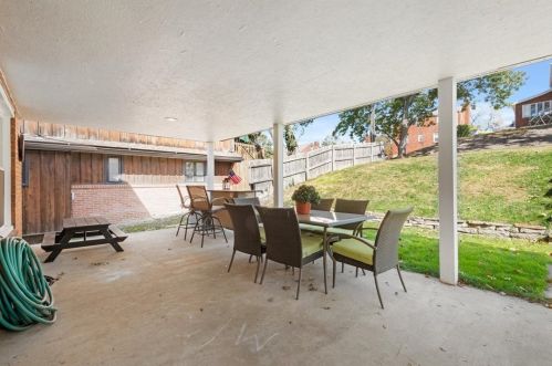 319 Questend Ave, Pittsburgh PA 15228-2461 exterior