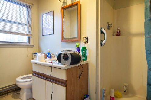 585 Central Ave, Providence RI 02919-3101 exterior