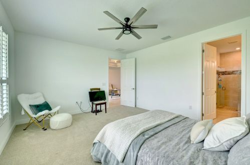 9516 Royal Poinciana Dr, Fort Pierce FL  34987-2506 exterior