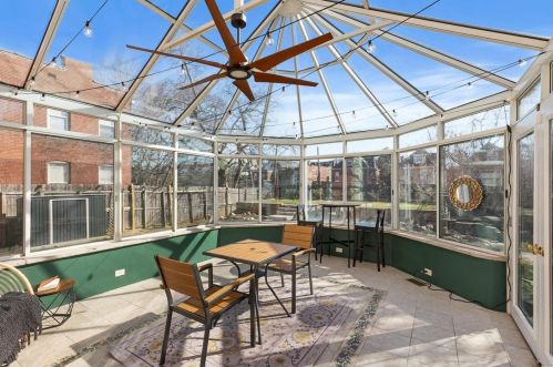 3826 Arsenal St, Saint Louis MO 63116-4803 exterior