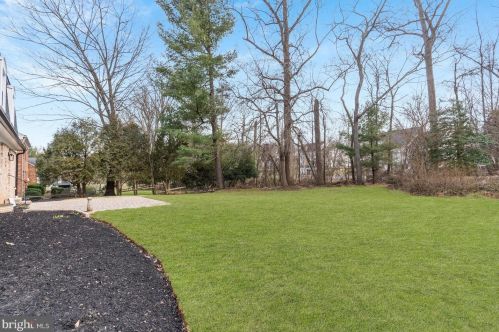 8916 Copenhaver Dr, Rockville MD  20854-3009 exterior