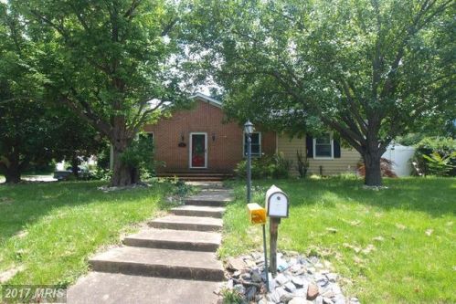 640 Lomax St, Easton, MD 21601-3939