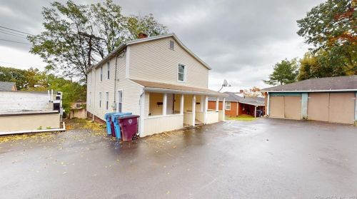 226 Farmington Ave, New Britain CT 06053-2932 exterior