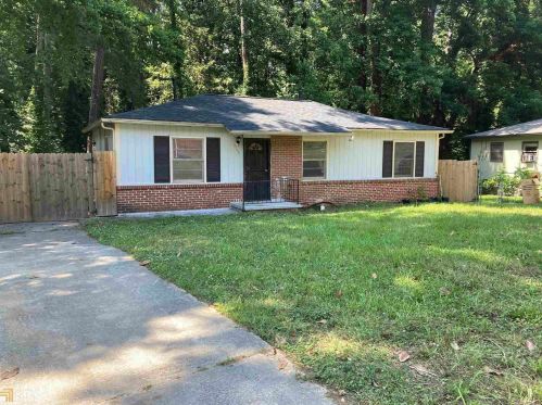 3733 Clovis Ct, Atlanta GA  30331-3423 exterior