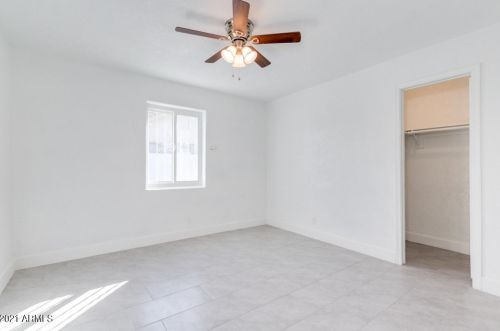 395 21st Ave, Phoenix AZ 85027-3422 exterior