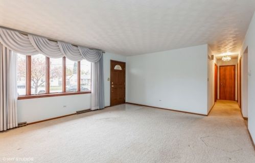 2211 Arden Pl, Joliet IL 60435-5130 exterior