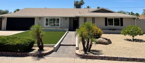 2749 Cinnabar Ave, Phoenix, AZ 85028-4326