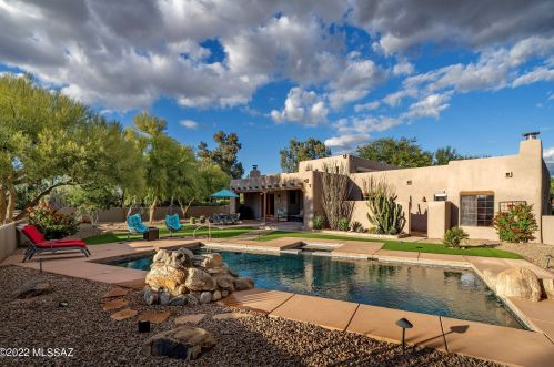 321 Golf Vw Dr, Tucson AZ 85737-9701 exterior