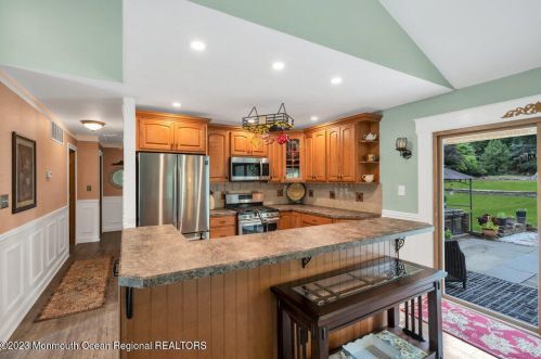 330 Chandler Rd, Jackson Twp NJ 08527-4322 exterior