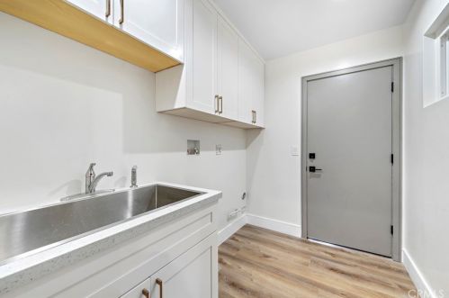 17552 Norwood Park Pl, Tustin CA  92780-2312 exterior