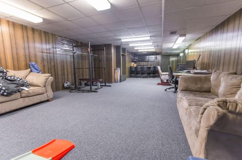 5720 Juanita Dr, Grand Rapids MI 49508-6428 exterior