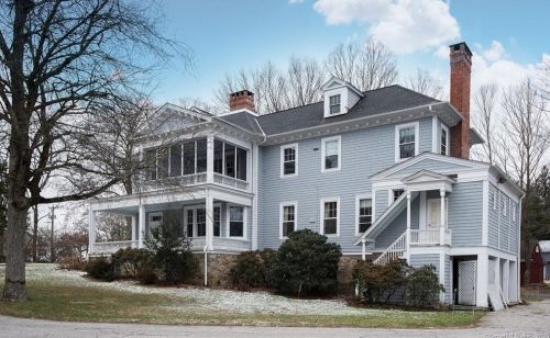 351 Main St, Ridgefield CT 06877-3810 exterior