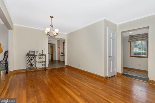 120 Piping Rock Dr, Silver Spring MD 20905-5863 exterior