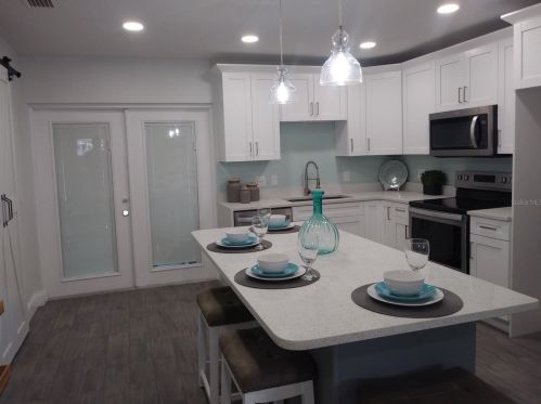 3308 Van Buren Dr, Tampa FL  33611-5413 exterior