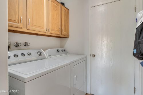 7590 Ln Cienega Dr, Tucson AZ 85712-1423 exterior