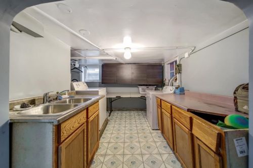 2719 Kildare Ave, Chicago IL 60629-5020 exterior