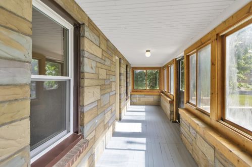 5024 Westnedge Ave, Kalamazoo MI 49004-3071 exterior