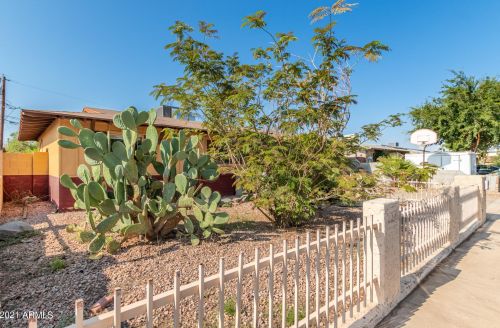 2843 Blanche Dr, Phoenix, AZ 85032-4407