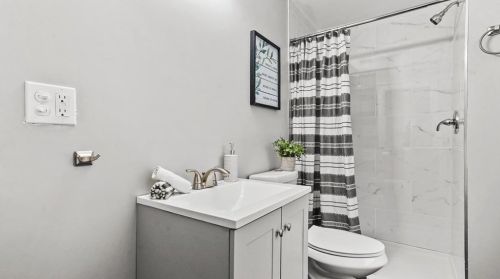 143 Bennett St, Woonsocket RI  02895-4618 exterior