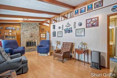 11470 Bluewater Hwy, Lowell MI 49331-9220 exterior