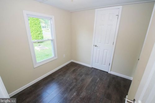 2137 Buchert Rd, Pottstown PA 19464-2460 exterior