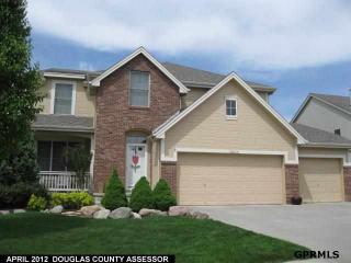 18404 Dewey Ave, Omaha, NE 68022-6918