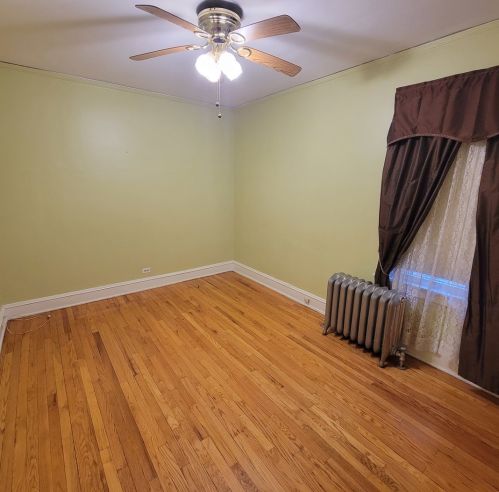 4427 Mason Ave, Chicago IL 60630-1912 exterior