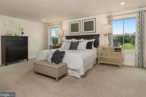 4388 Grandview Rd, Hanover PA 17331-9753 exterior