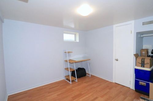 43 Grandview Ave, Norwalk CT 06850-3123 exterior