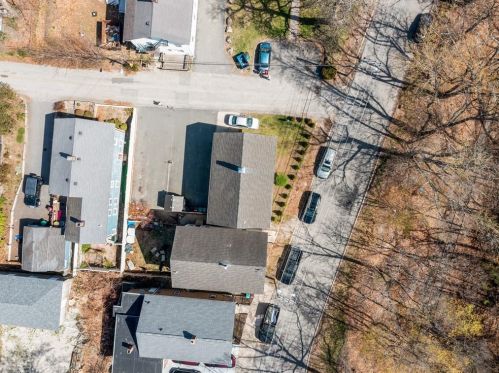 4 Lewis St, Woonsocket RI 02895-1905 exterior