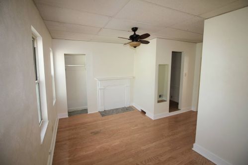 452 Pearl St, Pittsburgh PA  15224-1934 exterior